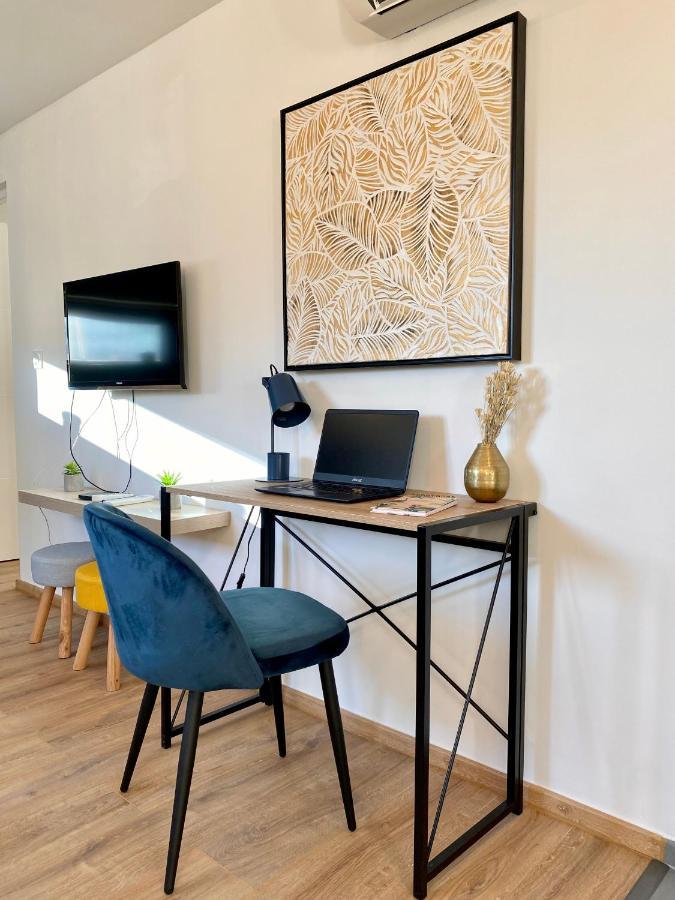 Cosy & Chill Appartements - 10 Min De La Mer - Jardin, Netflix, Terrasse, Fibre & Parking カーニュ・シュル・メール エクステリア 写真