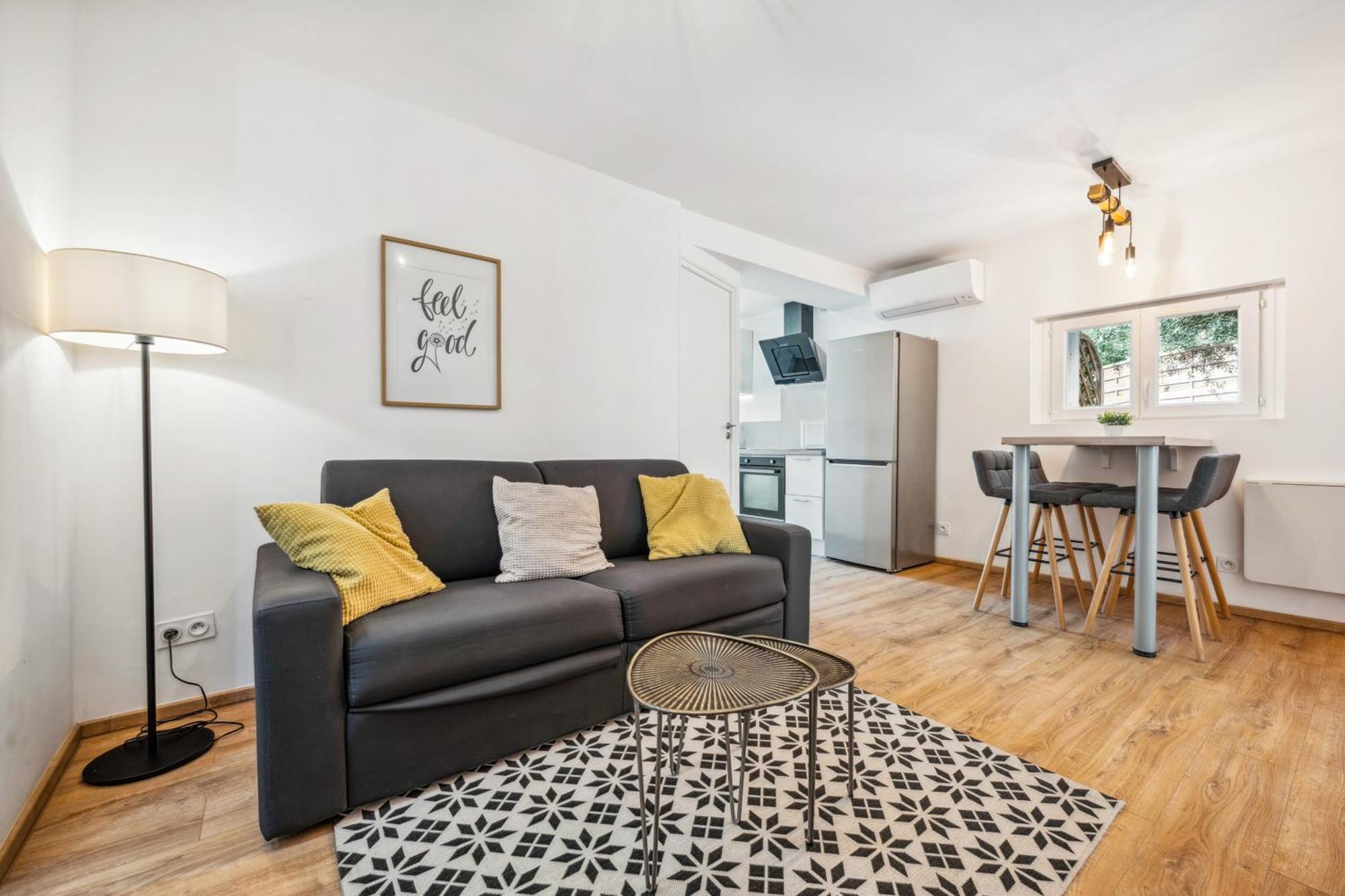 Cosy & Chill Appartements - 10 Min De La Mer - Jardin, Netflix, Terrasse, Fibre & Parking カーニュ・シュル・メール エクステリア 写真