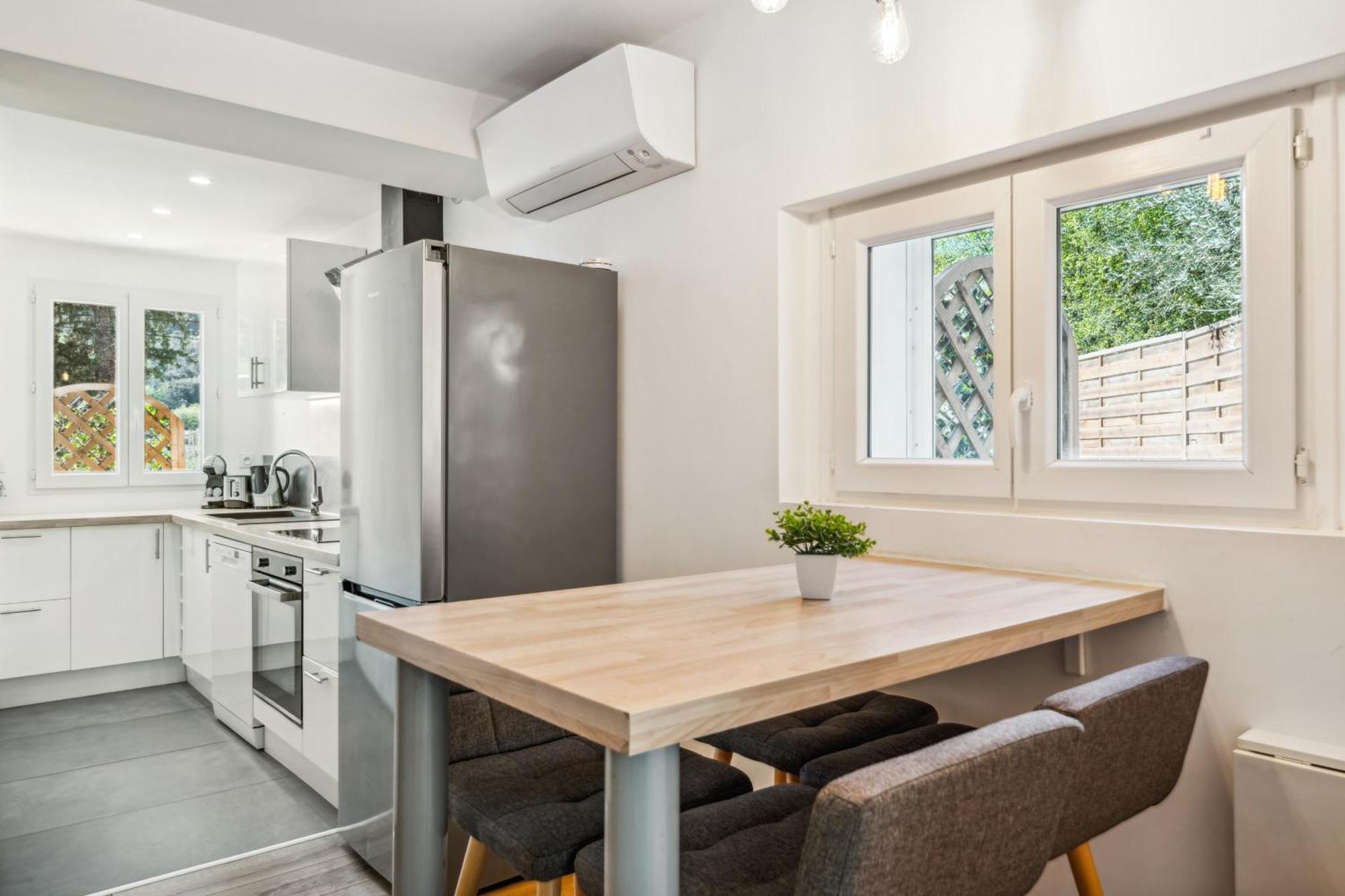 Cosy & Chill Appartements - 10 Min De La Mer - Jardin, Netflix, Terrasse, Fibre & Parking カーニュ・シュル・メール エクステリア 写真