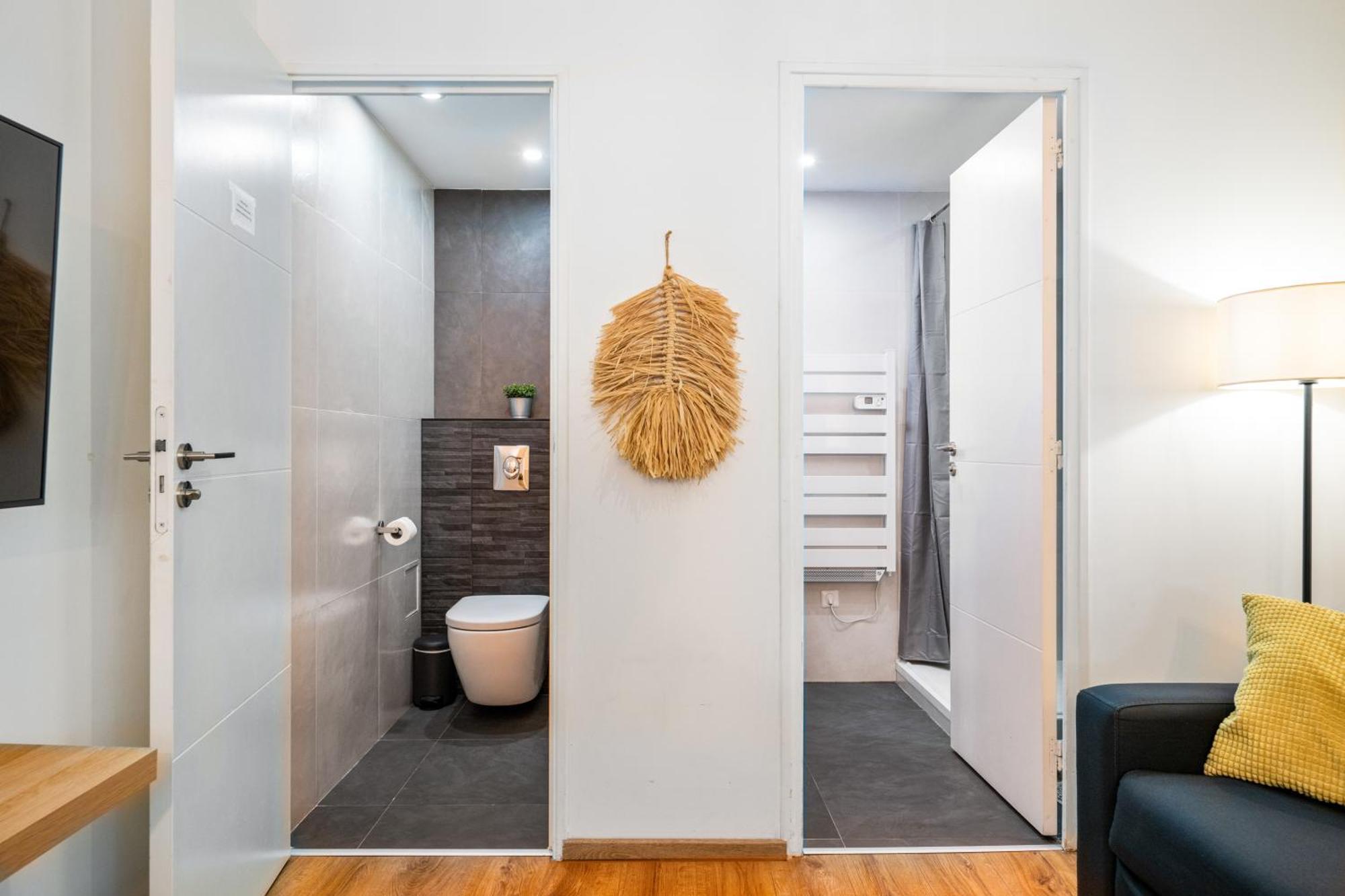 Cosy & Chill Appartements - 10 Min De La Mer - Jardin, Netflix, Terrasse, Fibre & Parking カーニュ・シュル・メール エクステリア 写真